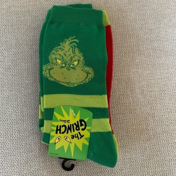 Bioworld Other - Dr. Seuss The Grinch 2 Pairs Casual Socks
